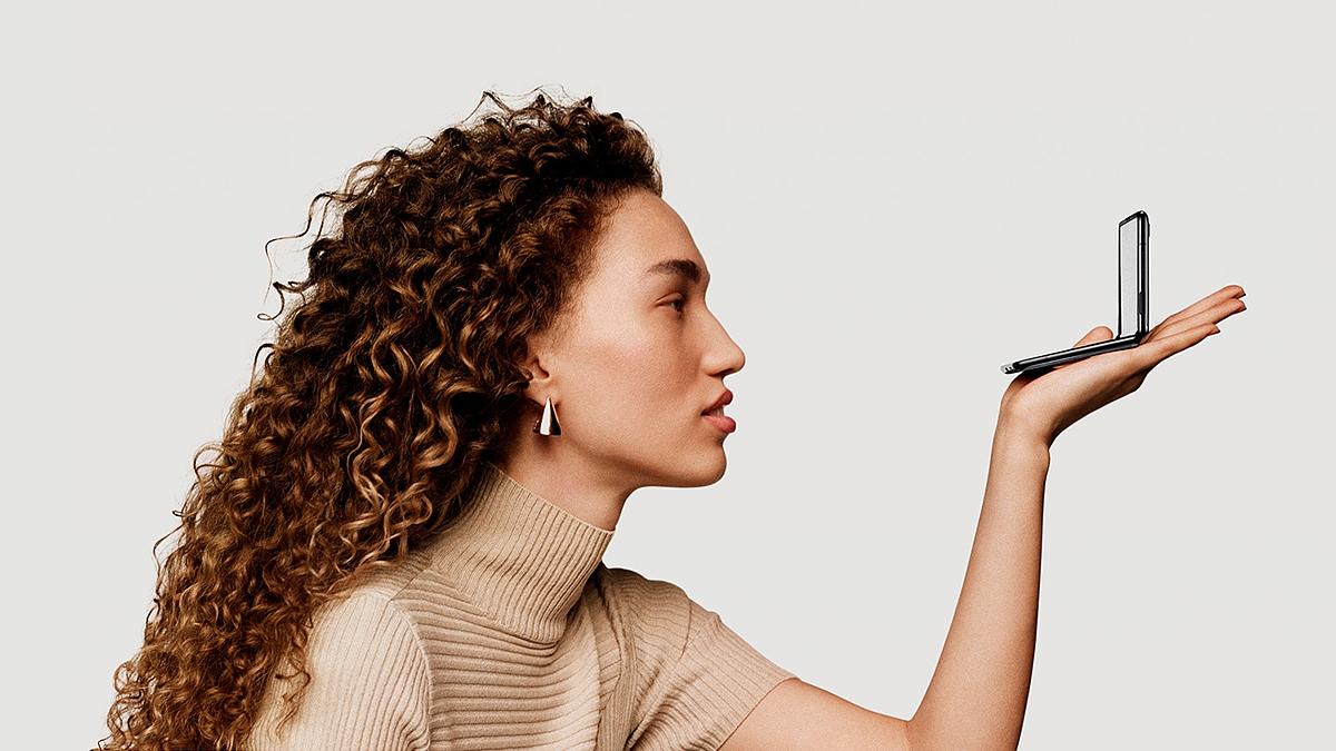 היופי הוא בידי המתבונן - סמסונג גלקסי Galaxy Z Flip