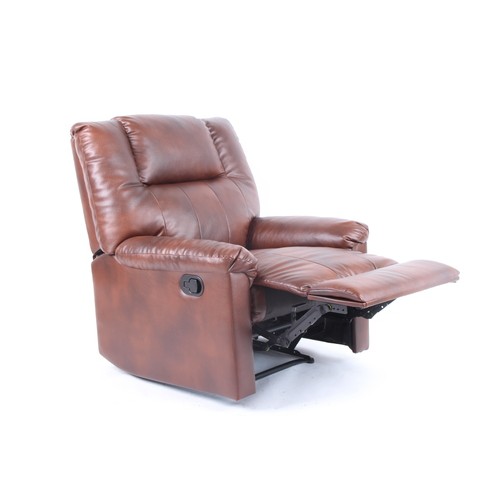 כורסת טלוויזיה דגם דילן  מבית HOMAX  פתיחת ההדום באמצעות ידית שטוחה בצד הספה.