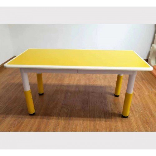 שולחן אוכל לילדים ג'ים צבע צהוב